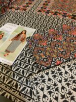 Uswa Zia Lawn 3PC Suit - Printed Design with Digital Chiffon Dupatta (90/88)