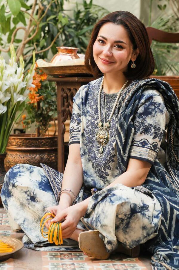 Baroque Premium Lawn 3PC Suit - Digital Printed with Embroidered Patches and Swiss Voil Dupatta
