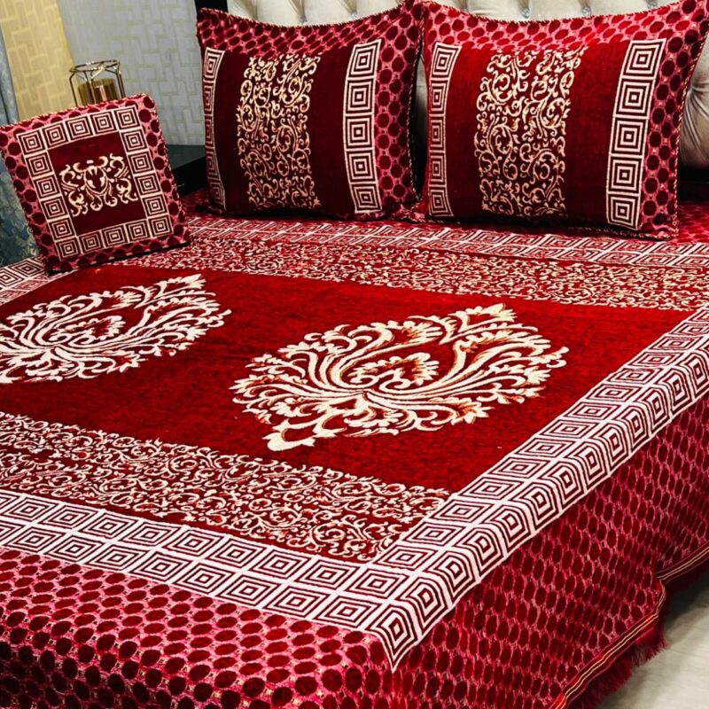 Velvet Jacquard King Size 4pc Bedsheet Set in Mehroon Red – Winter 2025 Home Collection available at sarastore.pk