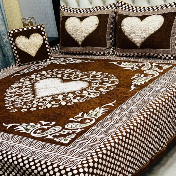 Velvet-Jacquard-King-Size-4pc-Bedsheet-Set – Winter 2025 Code: S.S-Vel04-28