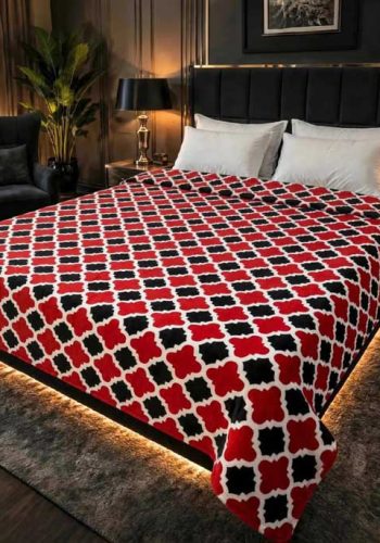 red-and-black-quatrefoil-double-bed-ac-blanket-soft-flees-sarastore-pk
