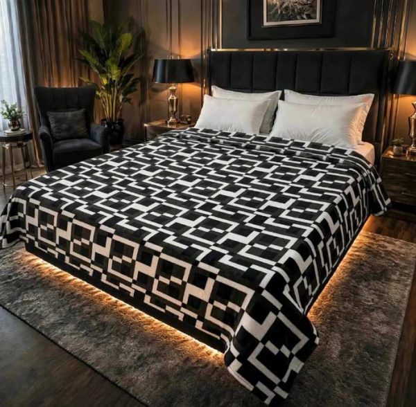 geometric-double-bed-ac-blanket-soft-flees-sarastore-pk
