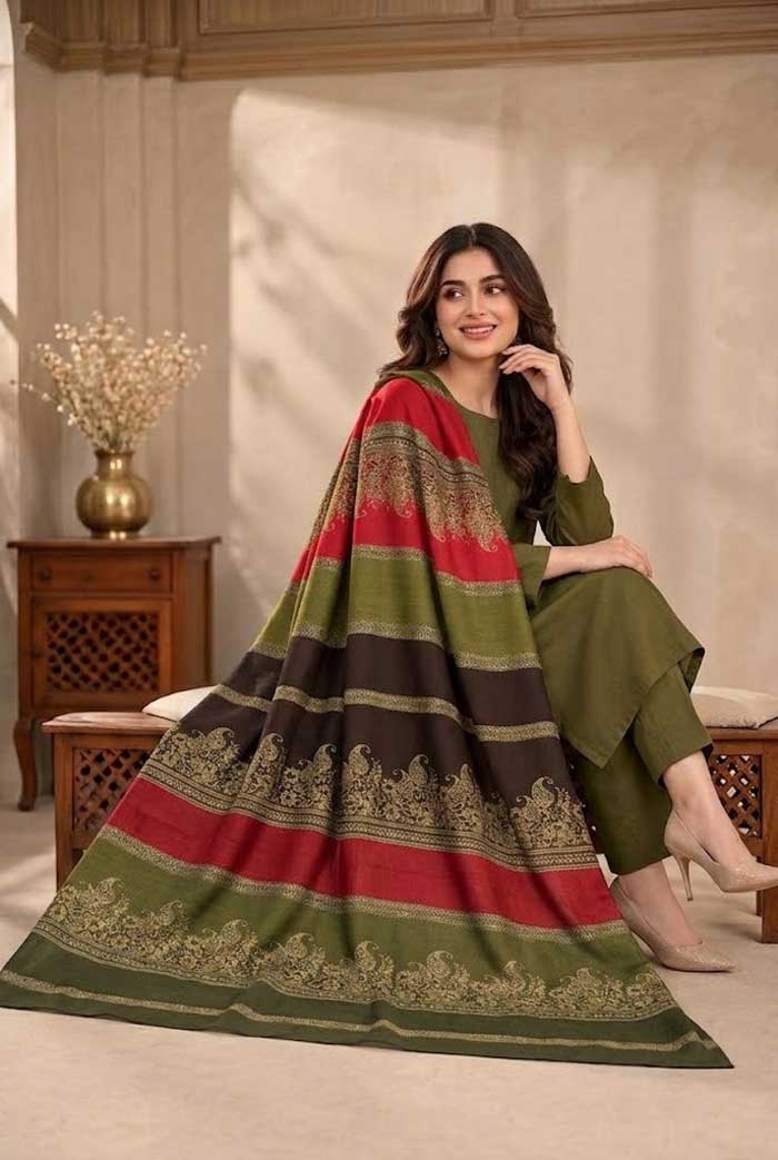 bareeze-dhank,-marina-with-3d-wool-shawl-(9) bareeze-olive-green-dhanak-plain-suit-with-3d-wool-shawl-sarastore-pk